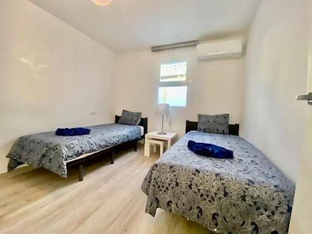 Marinos 36 Puerto del Carmen (Lanzarote)